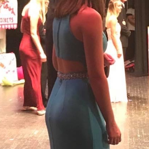 Abby Paris Formal Dress - Picture 2 of 2